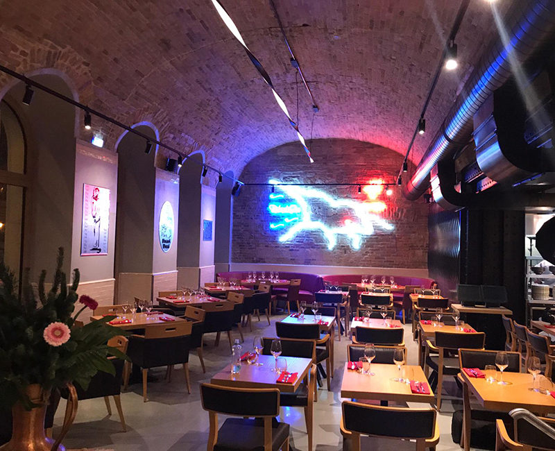 Decolumi indoor lighting luminaires